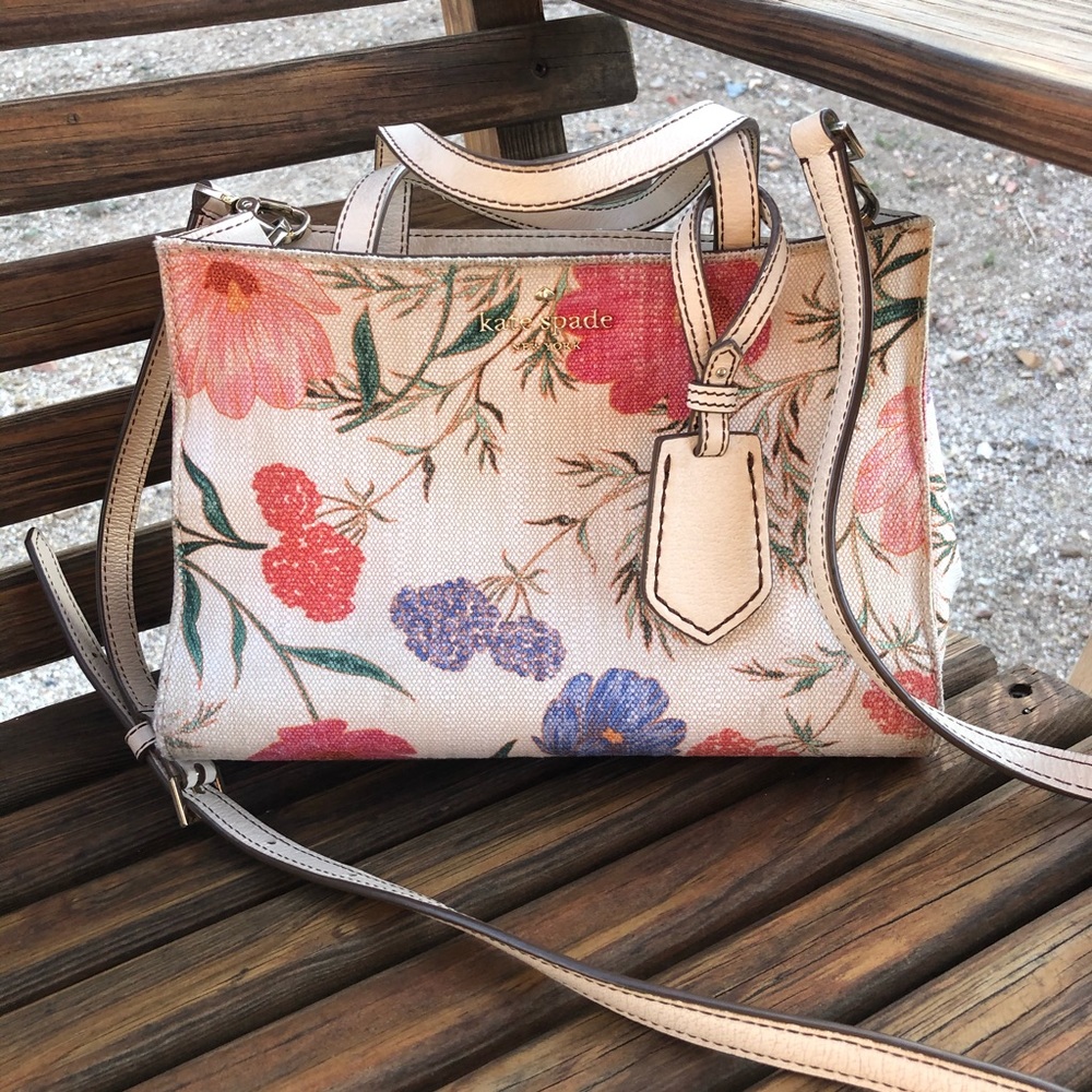 NWOT Kate Spade Thompson St. Sam Floral Bag